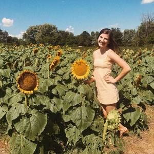 Meet your Posher, Carolyn